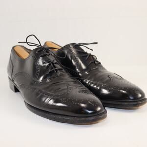 Salvatore Ferragamo Vintage Black Leather Wingtip Oxfords | Men’s 10.5A